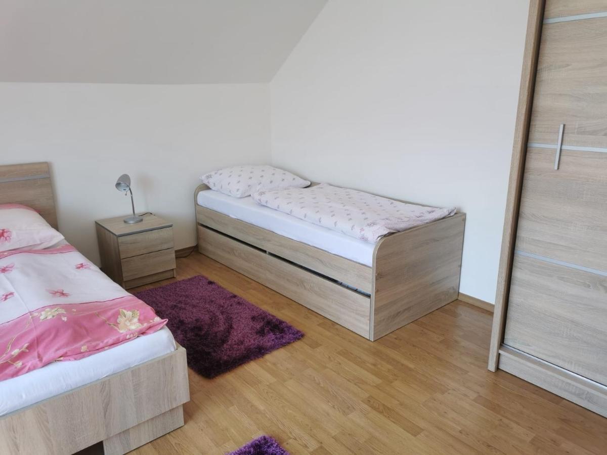 Comenius Apartments - Apartmany Na Rohu Svidnik Exteriör bild