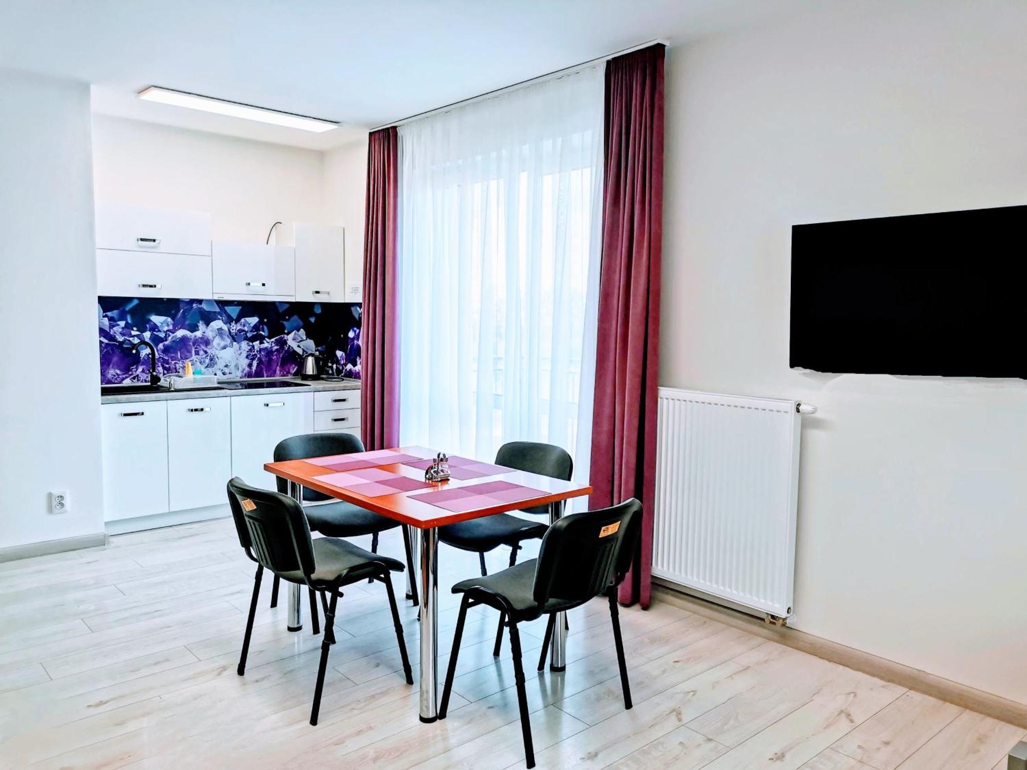 Comenius Apartments - Apartmany Na Rohu Svidnik Exteriör bild